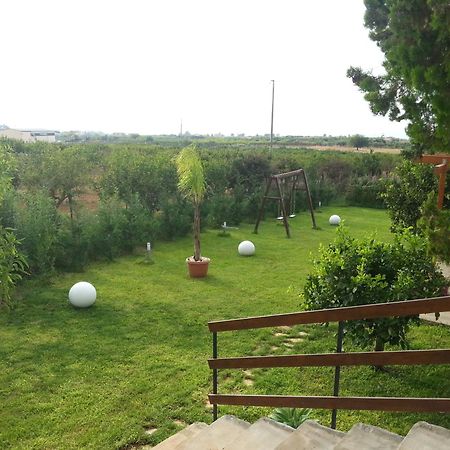 Casa Vacanze Daisy Trappeto  Eksteriør billede